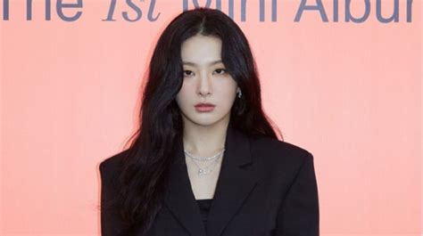 Mini Album 28 Reasons Seulgi Red Velvet Puncaki ITunes Top Albums