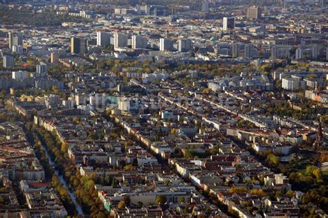 Berlin Von Oben Stadtansicht Mit Blick Ber Den Stadtteil Kreuzberg