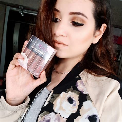 RIDZI MAKEUP HUDA BEAUTY NUDE LOVE COLLECTION LIP STROBE REVIEW