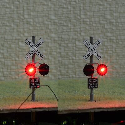 1 x HO scale railroad grade crossing signals common+ LED made single sides #G2C | eBay