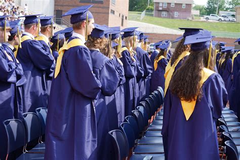 PHOTOS: Helias Catholic High School Graduation Ceremony | The Catholic ...