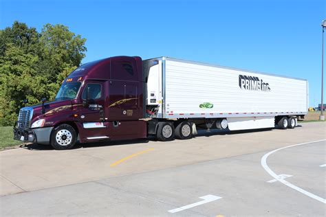 What Is A Reefer Truck