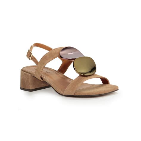 Sandália Vestige Nude Detalhes Banhos Vestige Sapatos Roupas Bolsas e Acessórios