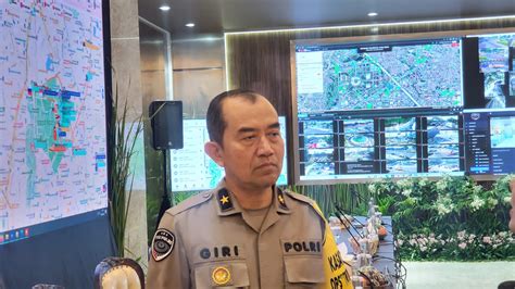 Inp Chief Monitors Asean Summit Security At Command Center Inp