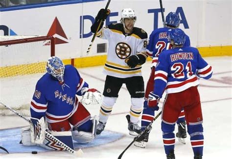 Rangers can't contain Bruins top line in deflating loss