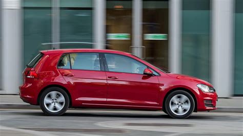 Volkswagen Golf Hatchback Review Auto Trader Uk