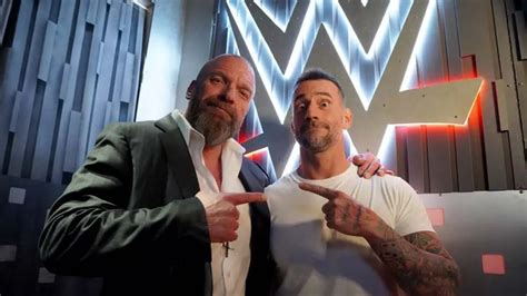 10 Details On CM Punk S WWE Return Contract Talks Reactions