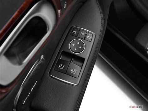 2012 Mercedes-Benz SLK-Class: 32 Interior Photos | U.S. News