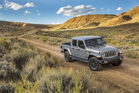 2020 Jeep Gladiator Is The Wrangler Pickup Truck Weve Been Waiting For In 2020 Jeep Gladiator