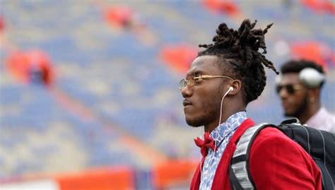 Photo Gallery Gator Walk Before Florida Takes On Tennessee