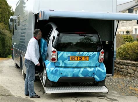 Je tracte ma voiture derriere mon camping car en toute légalité