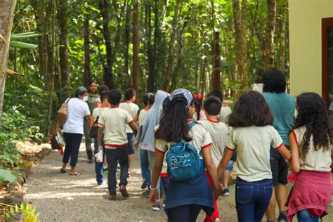 Alunos de escola municipal de Macapá aprendem sobre inclusão