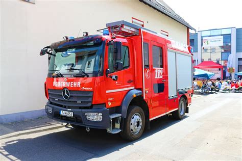 Feuerwehr Frankfurt Am Main Mercedes Benz Atego LF10 Am 03 06 23 Bei