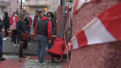 Alpes Maritimes des parents et des élèves bloquent le collège de Vallauris