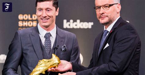 FC Bayern München Robert Lewandowski erhält Goldenen Schuh