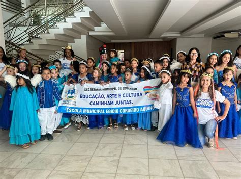 Estudantes Das Escolas Municipais Participam Das Festas De Agosto