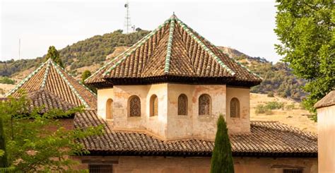 Granada Alhambra Scavenger Hunt And Self Guided Tour Getyourguide