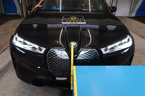 5 Sterne Bmw Ix Holt Bestnote Im Euro Ncap Crashtest