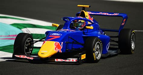 Voor Red Bull Coureur Emely De Heus Voelt De Formule 1 Ineens