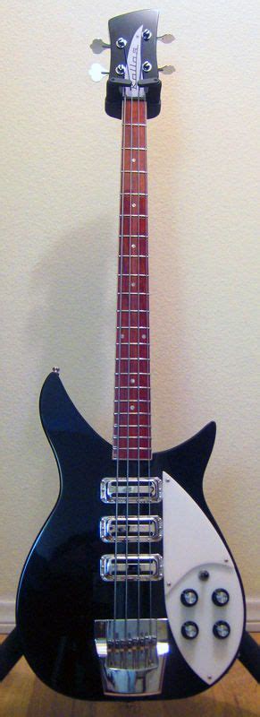 Custom Rickenbacker 325 Factsnanax