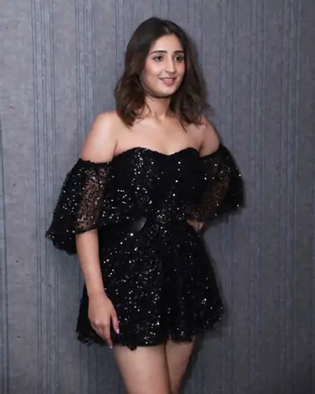 Dhvani Bhanushali Looking Hot In Black Outfit See Photos