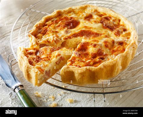 Classic French Quiche Lorraine Stock Photo Alamy