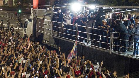 2 turno Lula faz festa na Paulista mas eleitores se questionam se há