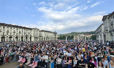 Damore E Di Lotta Il Torino Pride Ha Colorato Le Strade Del Capoluogo