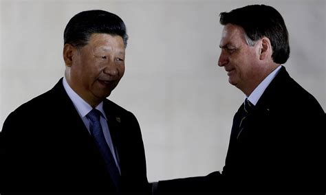 Bolsonaro e Xi Jinping conversam por telefone após crise provocada por