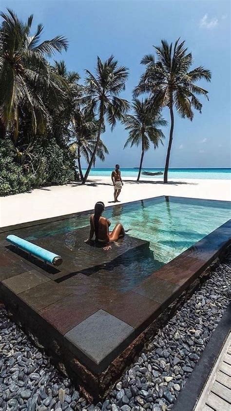 Luxurious Private Pool in the Maldives | Reisefotografie, Urlaub, Reisen