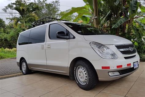 One Way Transfer From La Fortuna Arenal Volcano To Manuel Antonio