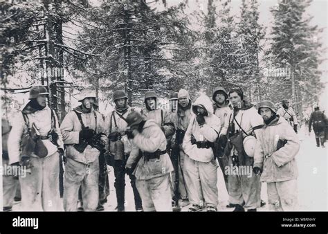 German Troops In Winter Camouflage 1943 Hi Res Stock Photography And