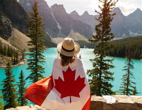 26 Best Canadian Souvenirs Canadian T Ideas Youll Love