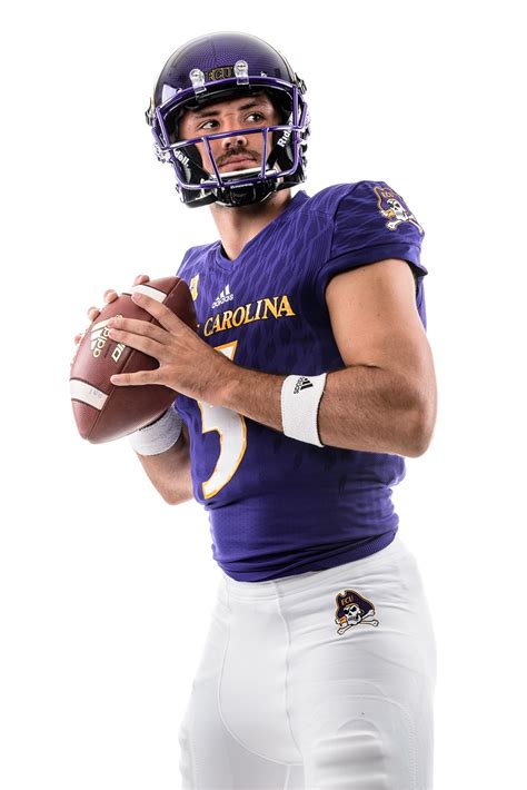 2017 ECU Football Photoshoot On Behance