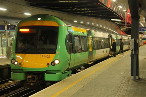 171402 Southern Class 171 Turbostar 171402 Sits At London  Flickr