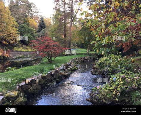 Autumn at Bodnant Gardens Stock Photo - Alamy