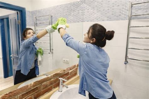 Secretos Revelados Trucos infalibles para limpiar tu baño