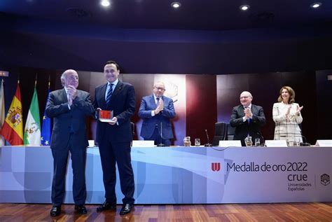 José Carlos Gómez Villamandos recibe la Medalla de Oro de Crue