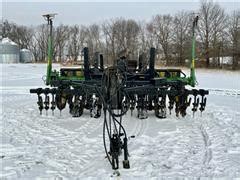 John Deere Maxemerge Split Row Planter W Yetter Coulter