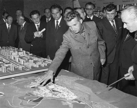 Romanian President Nicolaae Ceausescu Talks Experts Editorial Stock ...