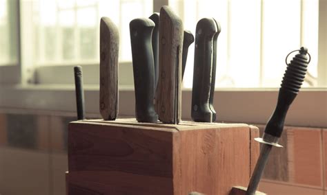 Easy Homemade Knife Holder Plans