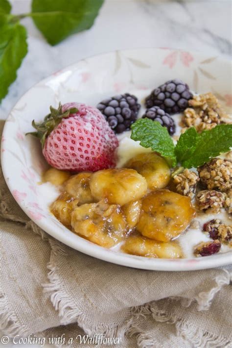 Caramelized Banana Honey Greek Yogurt Bowl Honey Yogurt Yogurt Bowl Greek Yogurt Banana