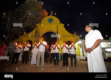 Nacht In Kataragama Sri Lanka Fotos Und Bildmaterial In Hoher