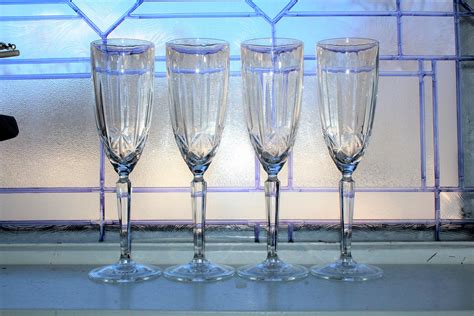 Waterford Marquis Sparkle Champagne Flutes Glasses Stemware