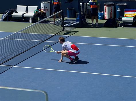 Exploring the Social Appeal of Slot Games in Online Communities - World