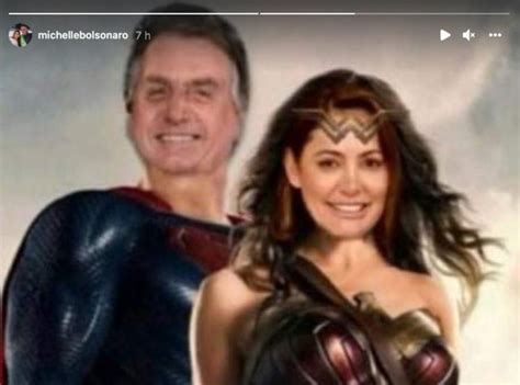 Em meio a polêmica sobre super herói Michelle posta montagem de