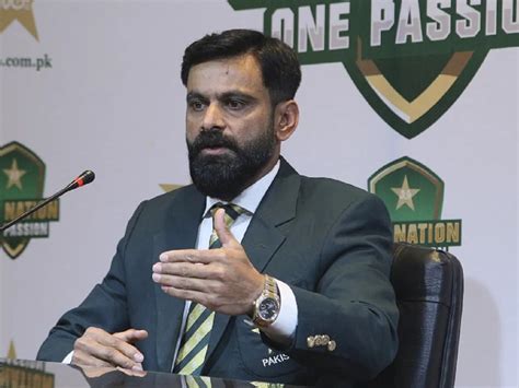 It S Up To Captain Hafeez Throws Shan Masood Under Bus After