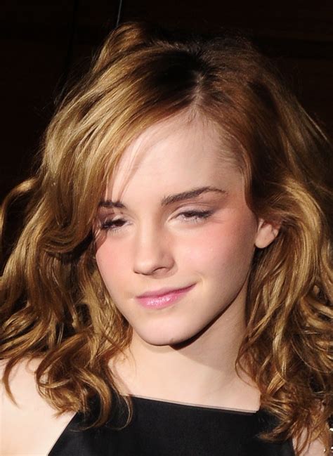 Busted Celebrities: Emma Watson: Hot Young Celebrity