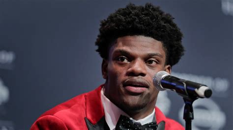 Louisville quarterback Lamar Jackson wins Heisman Trophy | CTV News