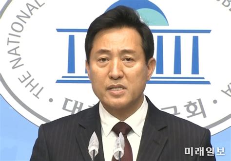 오세훈 안철수 꺾고 서울시장 野 단일후보로 선출